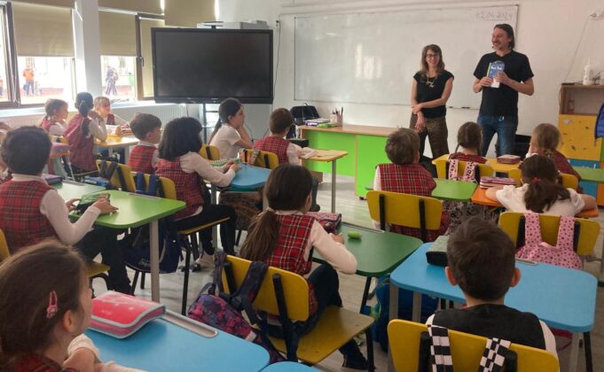 De la învățătoarea mea la învățătoarea altora